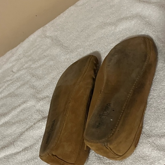 Minnetonka Tan Shoes Sz 10 main image 9